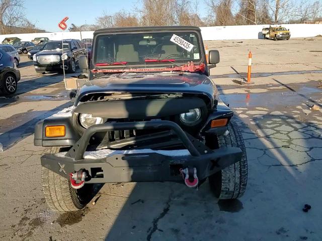 2004 Jeep Wrangler - Image 11