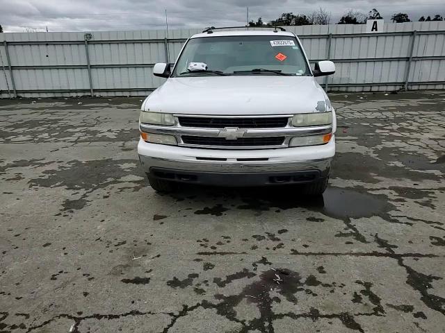 2005 Chevrolet Tahoe - Image 11
