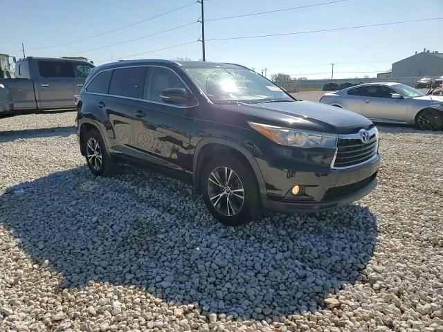 2016 Toyota Highlander - Image 12