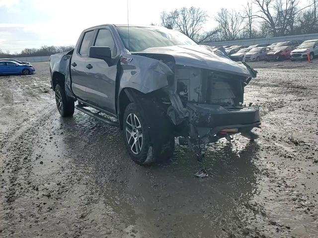 2019 Chevrolet Silverado - Image 13