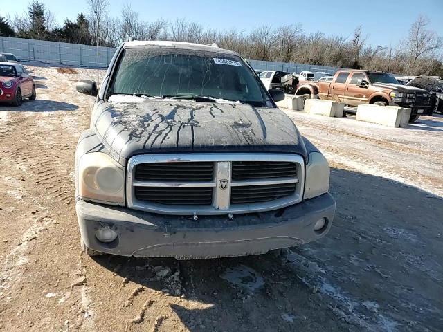 2005 Dodge Durango - Image 11