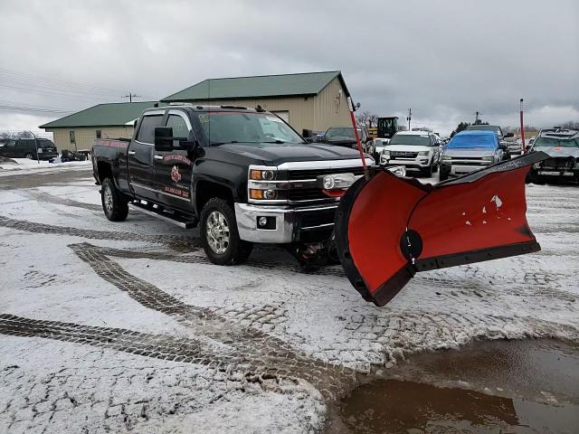 2017 Chevrolet Silverado - Image 10