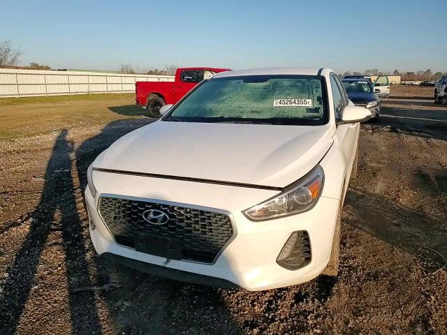 2020 Hyundai Elantra - Image 11