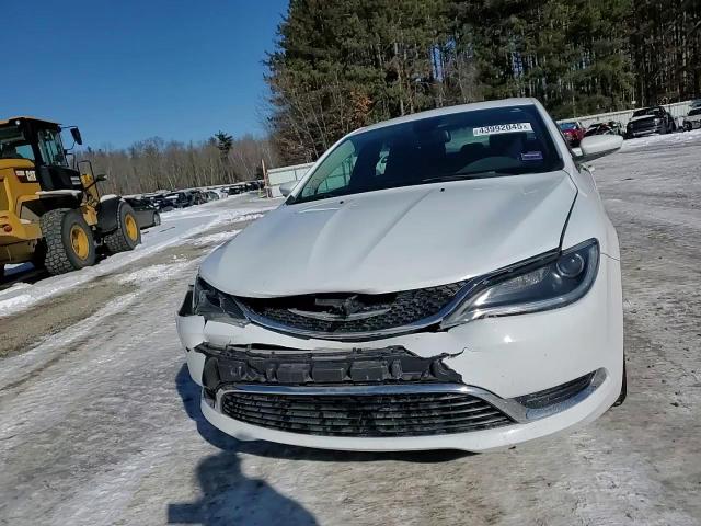 2015 Chrysler 200 - Image 10