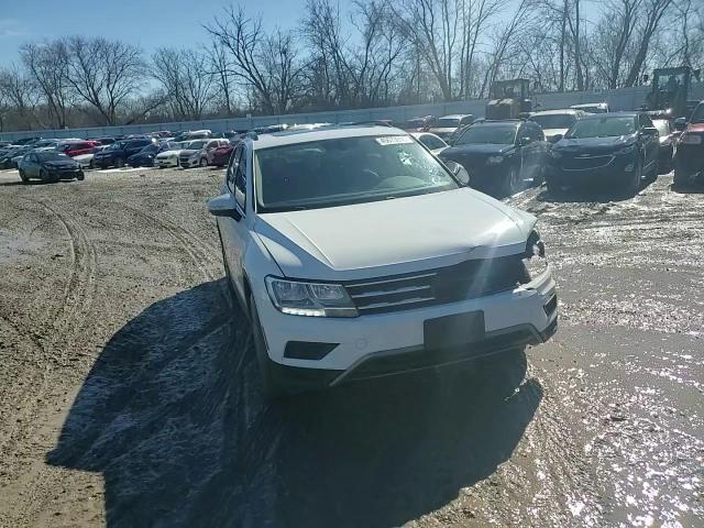 2018 Volkswagen Tiguan - Image 14
