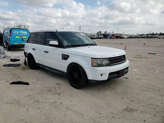 2011 Land Rover Range Rover - Image 12