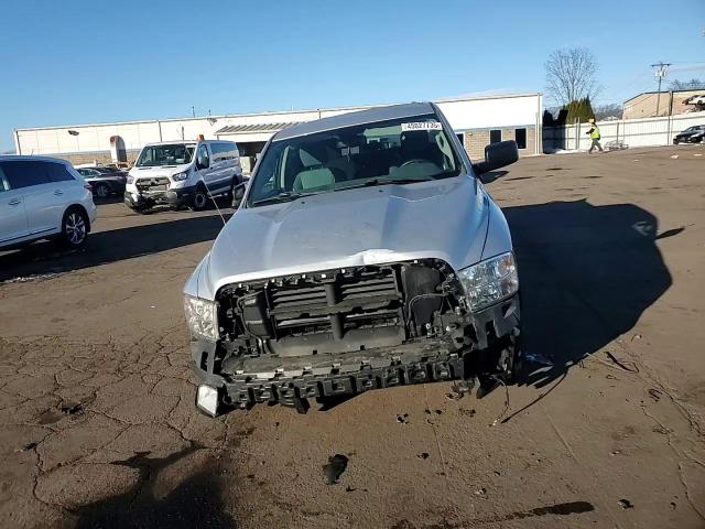 2015 RAM 1500 - Image 11