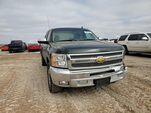 2012 Chevrolet Silverado - Image 11