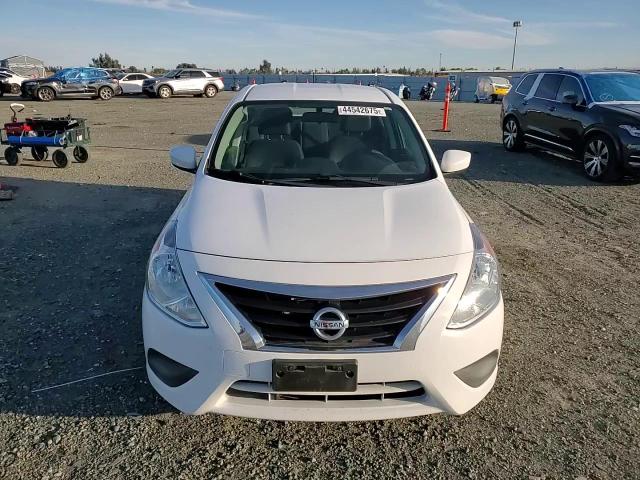 2016 Nissan Versa - Image 11
