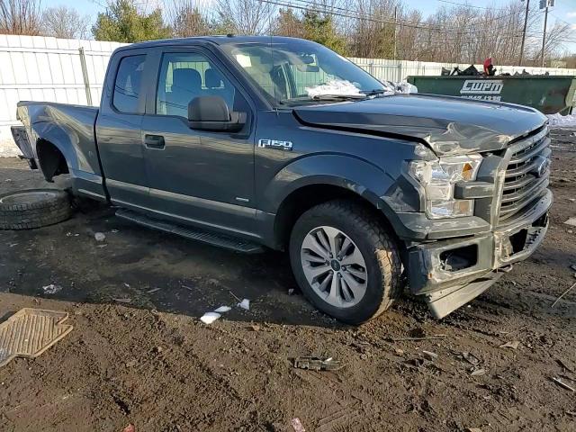 2017 Ford F-150 - Image 11