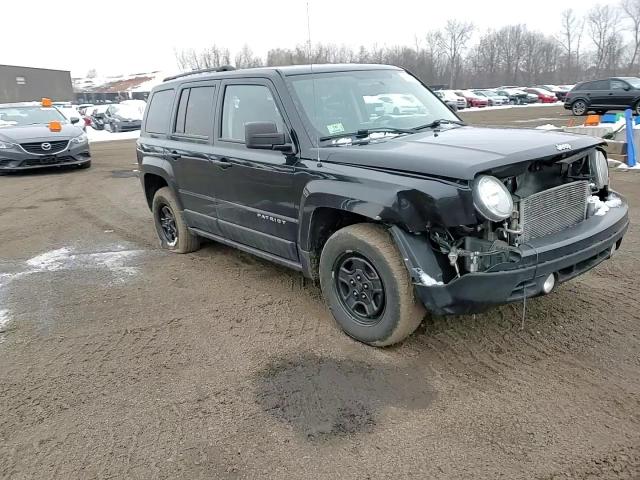 2017 Jeep Liberty (Patriot) - Image 12