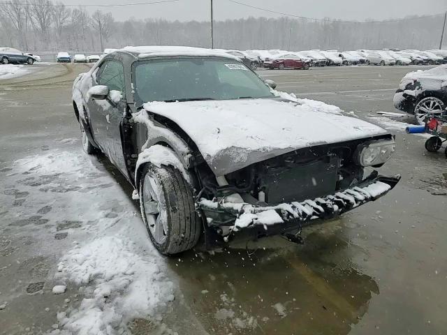 2009 Dodge Challenger - Image 11