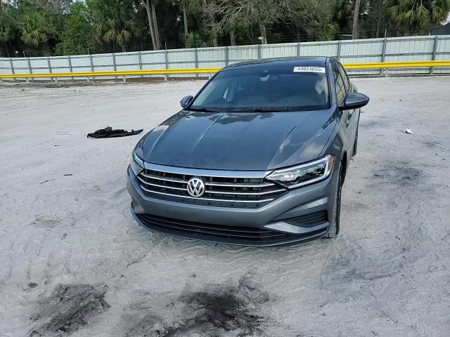 2020 Volkswagen Jetta - Image 11
