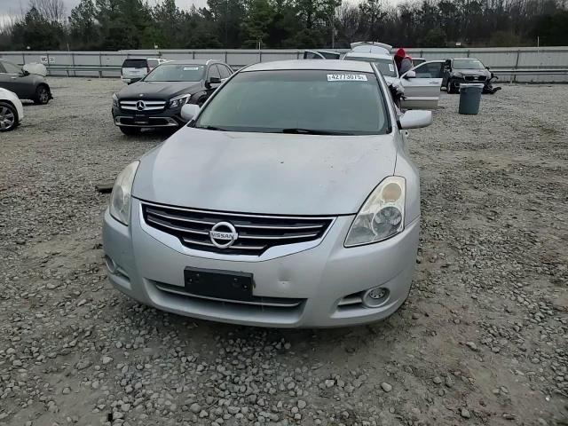 2011 Nissan Altima - Image 10