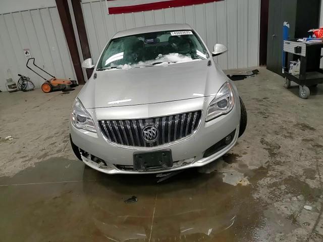 2017 Buick Regal - Image 10