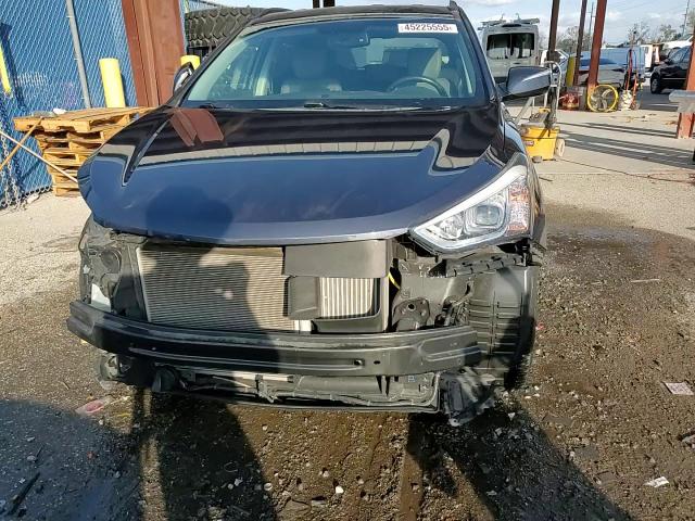 2013 Hyundai Santa Fe - Image 17