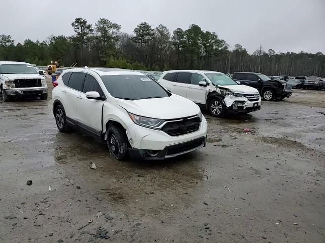 2017 Honda CR-V - Image 11