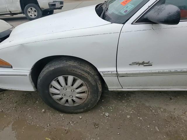 1995 Buick Skylark - Image 11