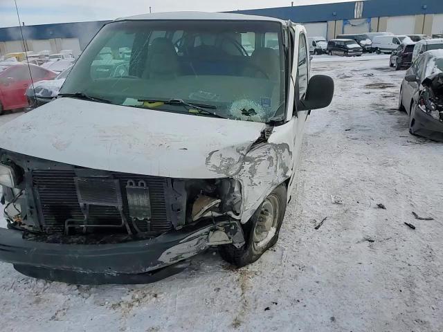 1998 Chevrolet Express - Image 12