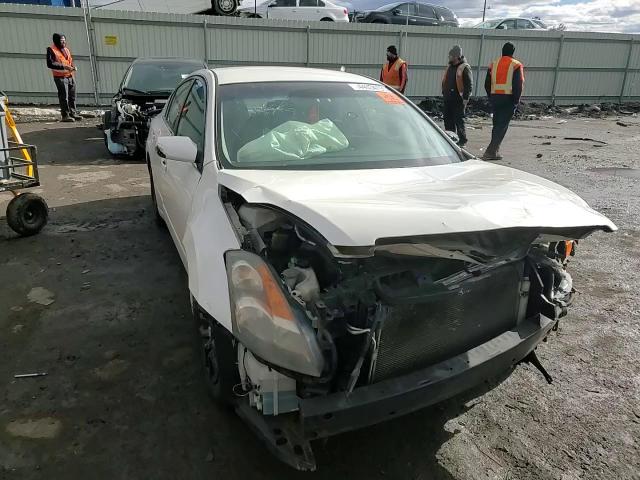 2009 Nissan Altima - Image 10