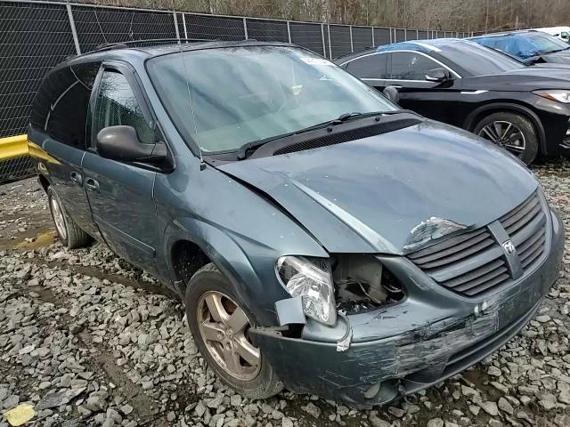 2006 Dodge Caravan - Image 11