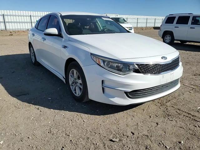 2016 Kia Optima - Image 11
