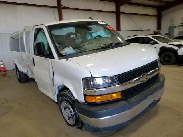 2018 Chevrolet Express - Image 14