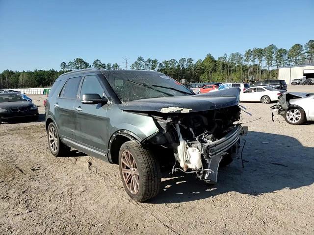 2016 Ford Explorer - Image 12