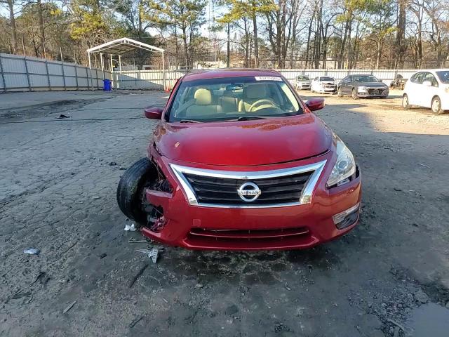 2015 Nissan Altima - Image 13