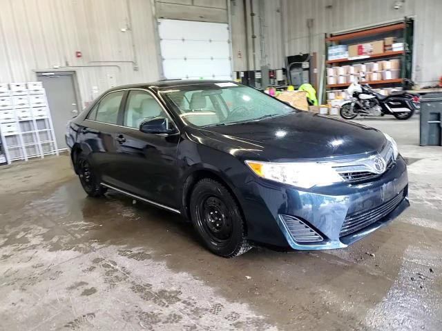 2012 Toyota Camry - Image 14