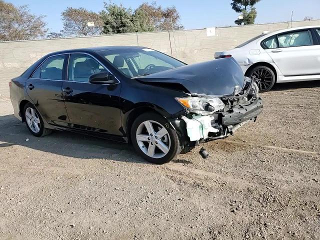 2013 Toyota Camry - Image 11