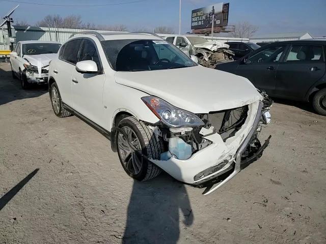 2016 Infiniti QX50 - Image 12