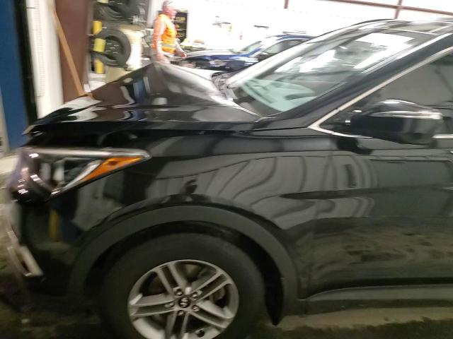 2018 Hyundai Santa Fe - Image 11