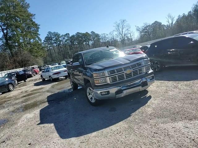 2015 Chevrolet Silverado - Image 10