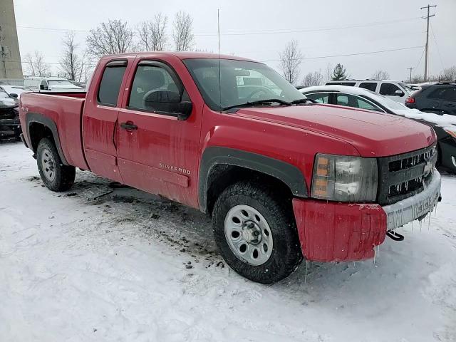 2010 Chevrolet Silverado - Image 11