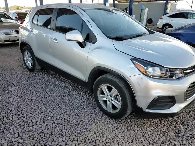 2022 Chevrolet Trax - Image 12
