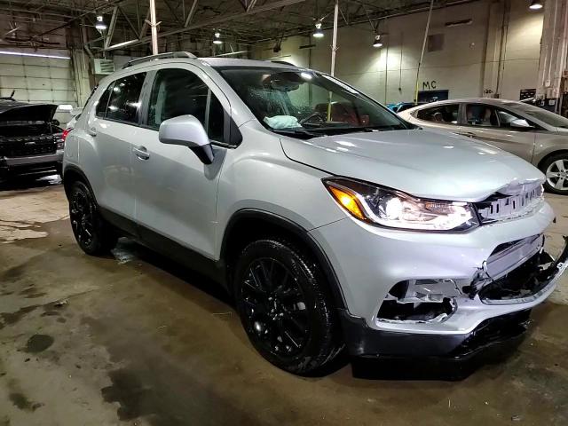2022 Chevrolet Trax - Image 14