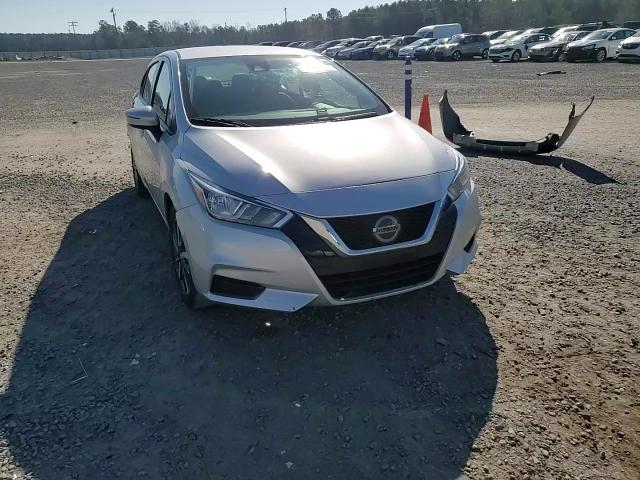 2021 Nissan Versa - Image 11