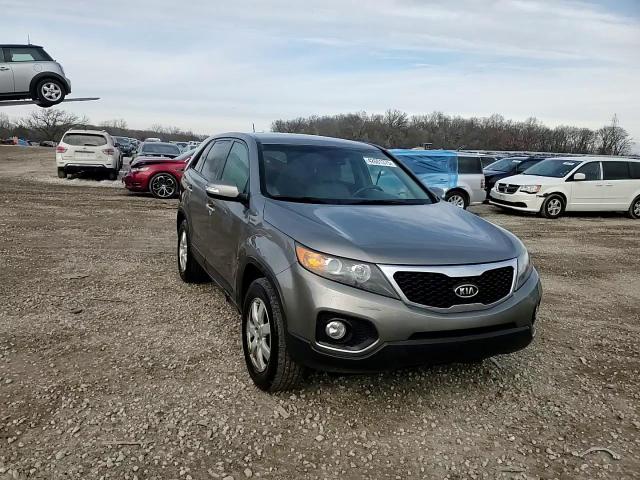 2013 Kia Sorento - Image 14