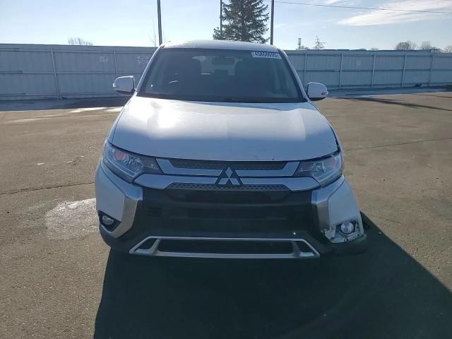 2019 Mitsubishi Outlander - Image 12