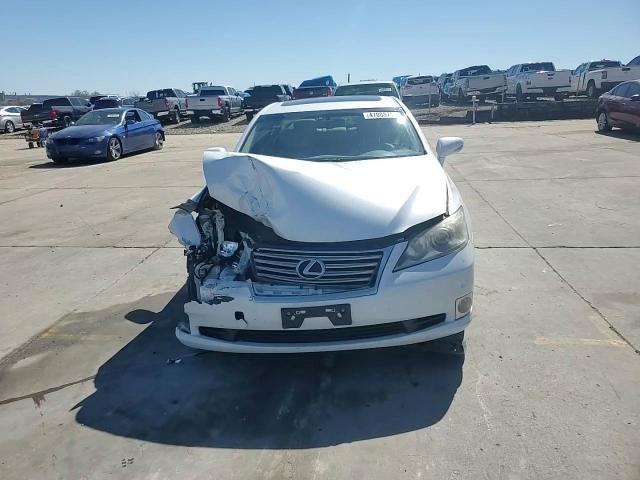 2012 Lexus ES - Image 11