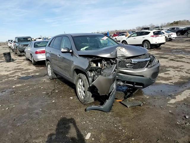 2011 Kia Sorento - Image 12
