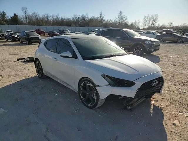 2020 Hyundai Veloster - Image 11