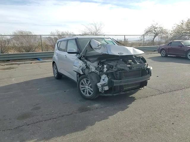2020 Kia Soul - Image 11