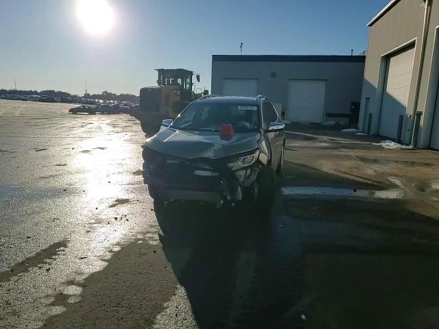 2018 Chevrolet Equinox - Image 10