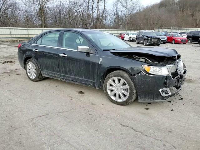 2010 Lincoln MKT - Image 10