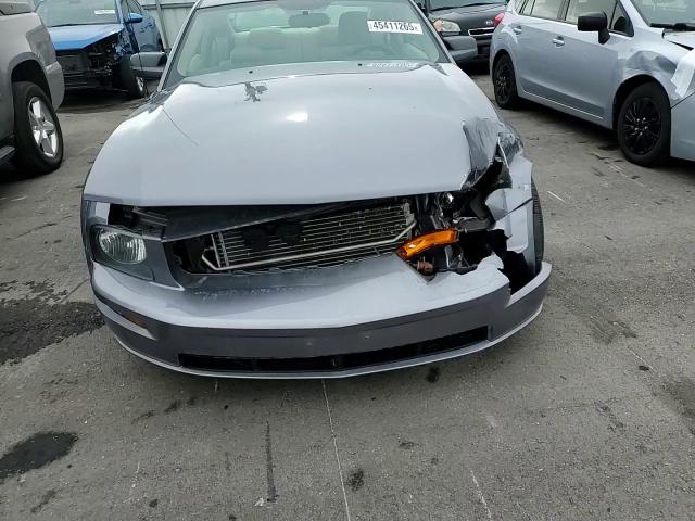 2006 Ford Mustang - Image 10