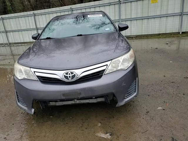 2014 Toyota Camry - Image 10