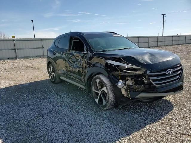2017 Hyundai Tucson - Image 12