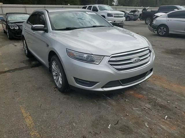 2014 Ford Taurus - Image 13